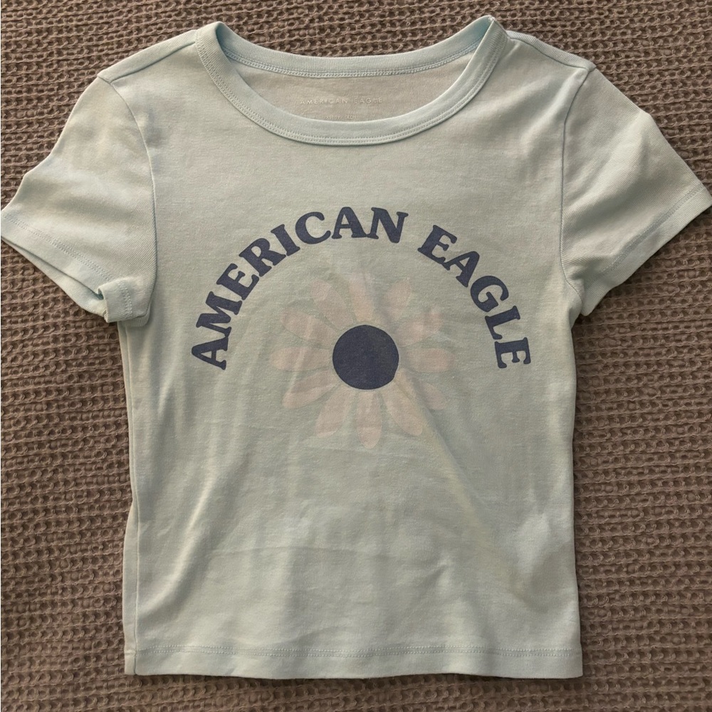 American eagle women’s printed baby tee